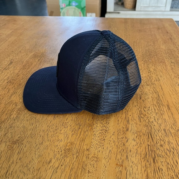 Hurley hat - Picture 3 of 7